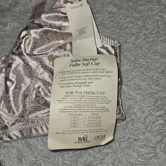 Vtg Rose Gold Body by Bali Paisley Print Bra 38DD Wireless Soft Cup Cottagecore - Picture 5 of 8